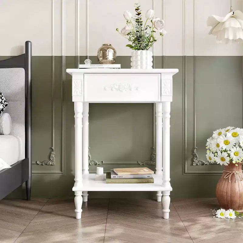 Table de chevet chic blanche/noire avec tiroir et étagère inférieure, table d'appoint : Rangement élégant pour chambre à coucher, table de chevet avec tiroir
