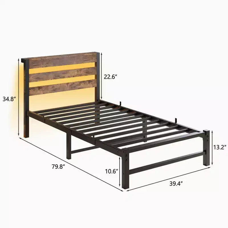 Cadre de lit plateforme moderne en métal et bois avec tête de lit de rangement, lumières RVB et station de recharge