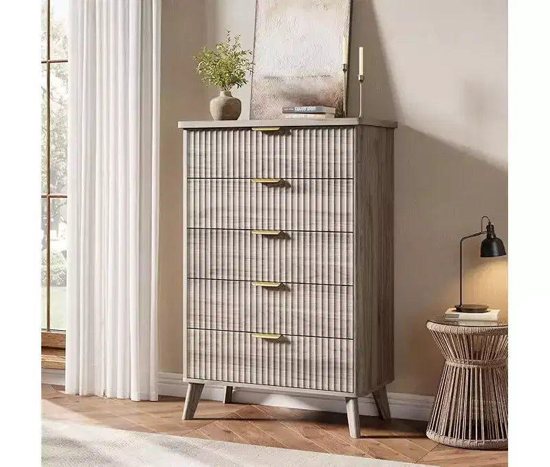 Commode cannelée pour chambre à coucher avec 5 tiroirs profonds, commode haute de 120 cm, design à profil incurvé, commode moderne en bois, pour salon