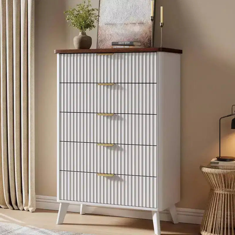 Commode cannelée pour chambre à coucher avec 5 tiroirs profonds, commode haute de 120 cm, design à profil incurvé, commode moderne en bois, pour salon