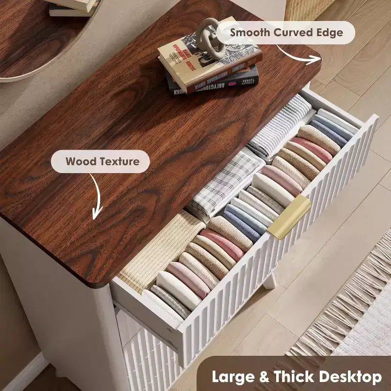 Commode cannelée pour chambre à coucher avec 5 tiroirs profonds, commode haute de 120 cm, design à profil incurvé, commode moderne en bois, pour salon
